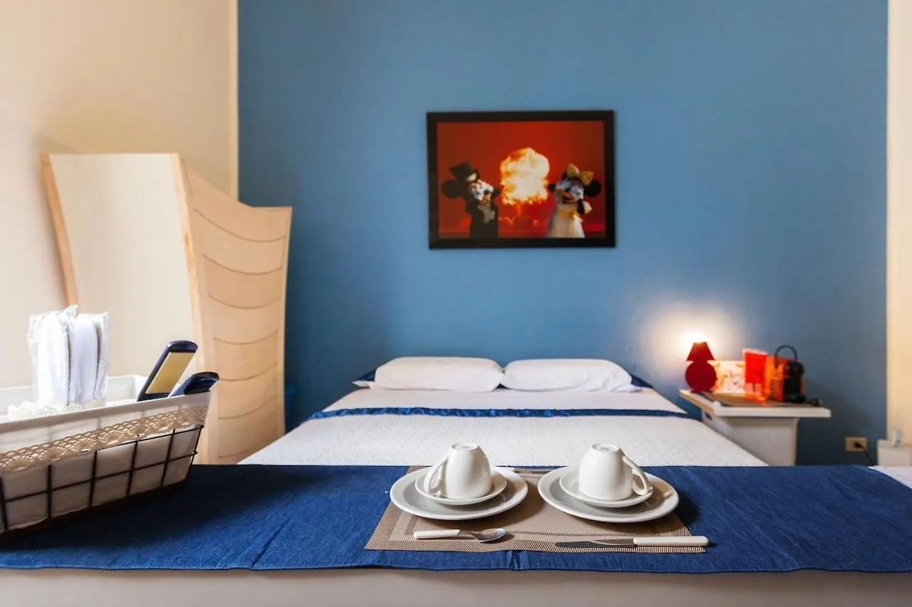 Exquisite Stay Via Crema Milan Guest house